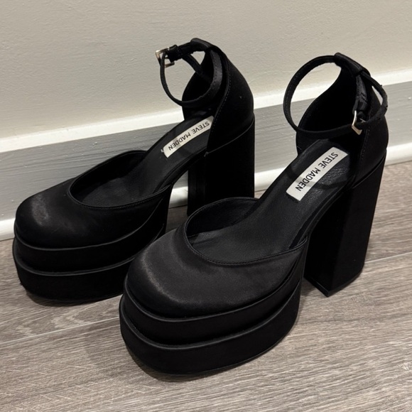 Steve Madden Charlize Black Satin Platform Heels | Size 6.5 - Picture 10 of 11